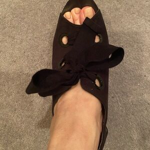 NINA Tie-up Black Peep-Toe Heels